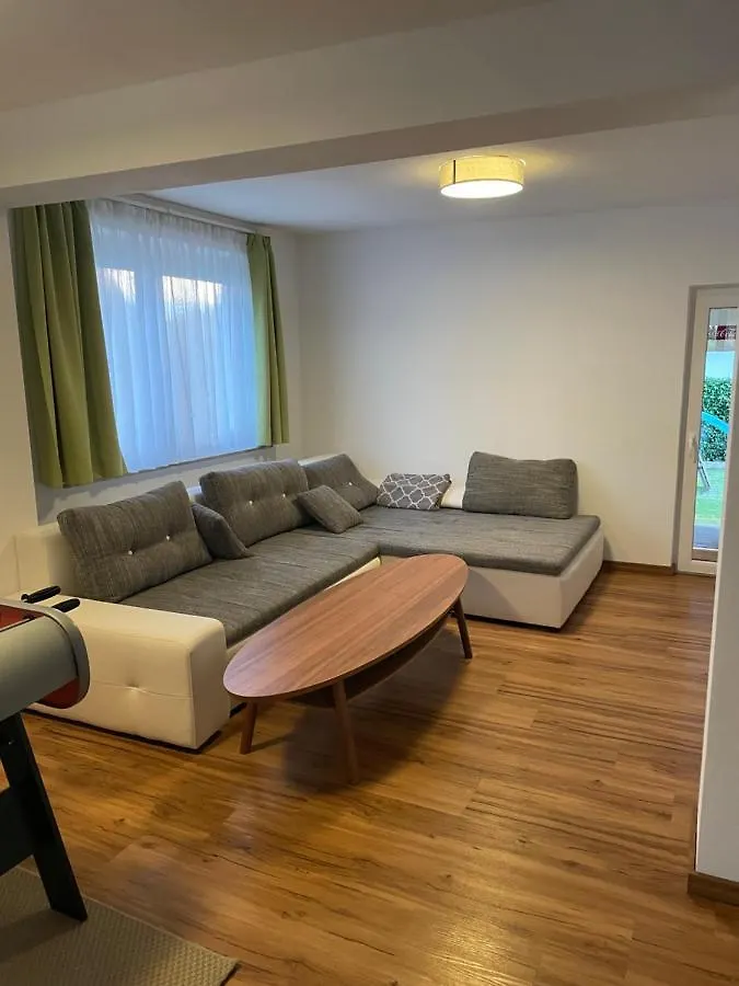 #8 Doppelzimmer Mit Gemeinschaftsbad Memmingen 0*,